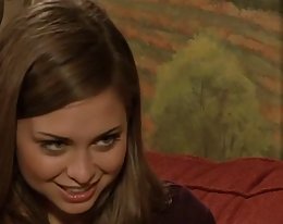 cute brunette Teen gefickt von einem Handome Mann von Blondelover.