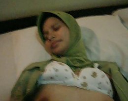 Indonesisch-Jilbab Entot di hotel