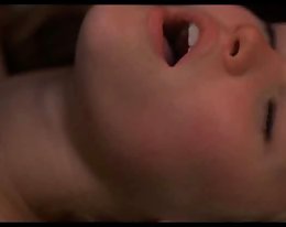 Julia Stiles o Gesicht